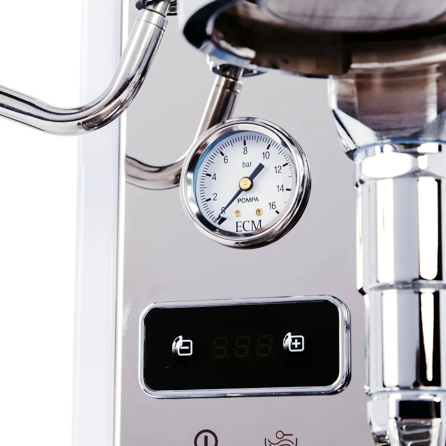 ECM Classika PID with Flow Control | Clive Coffee Walnut FC