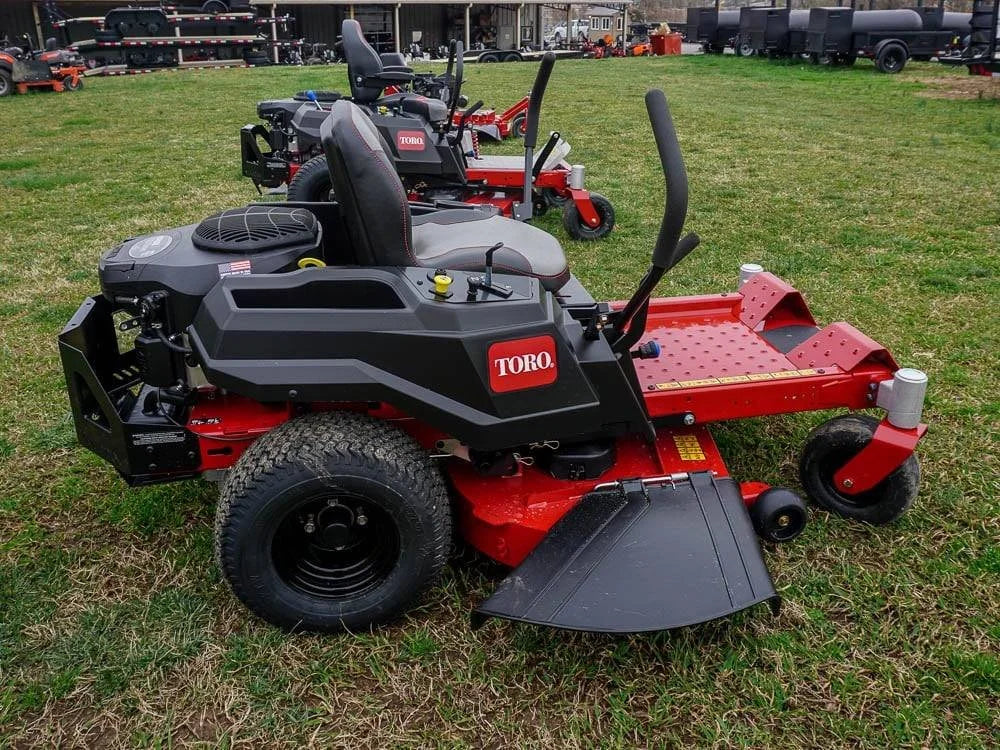 Toro 75746 42″ TimeCutter Zero Turn Mower 22HP Kohlers.