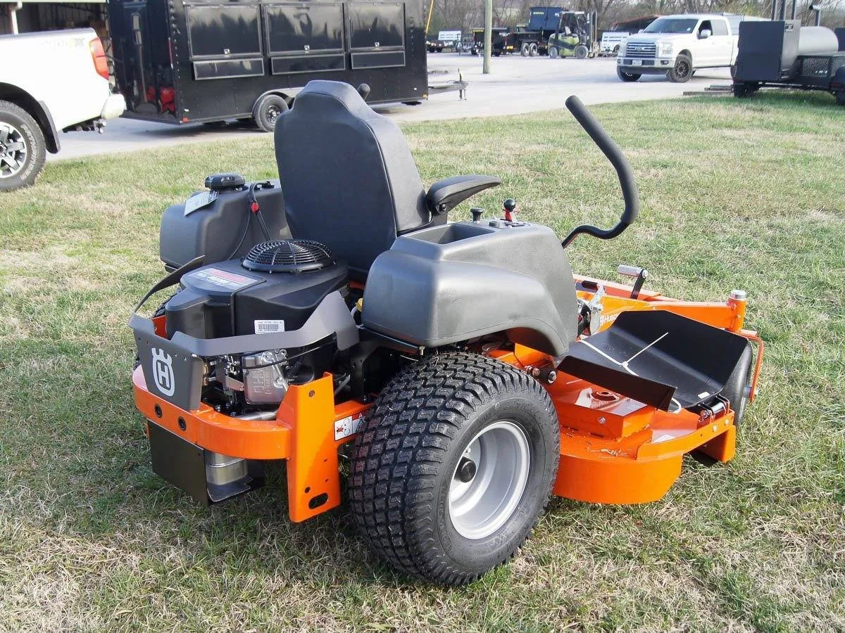 Husqvarna MZ61 61″ Zero Turn Lawns Mowers 24HP KAW (Scratch and Dent)