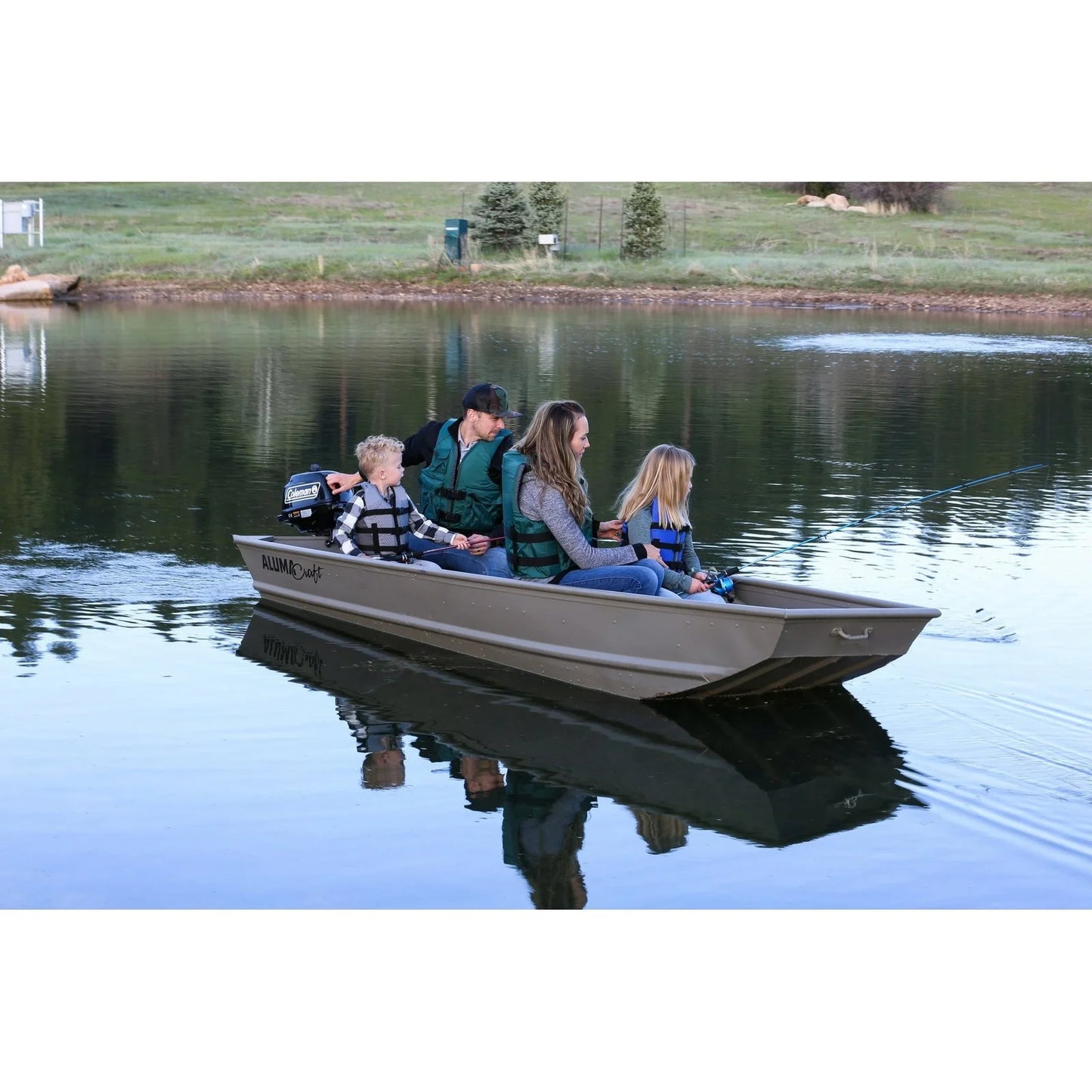 Coleman Powersports 5 HP 4 Stroke Outboards Boat Motors with Easy Pull Start F5BMS