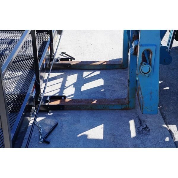 Forklift | Work Platform | 4’x 9’8” | Blue Diamond Attachments