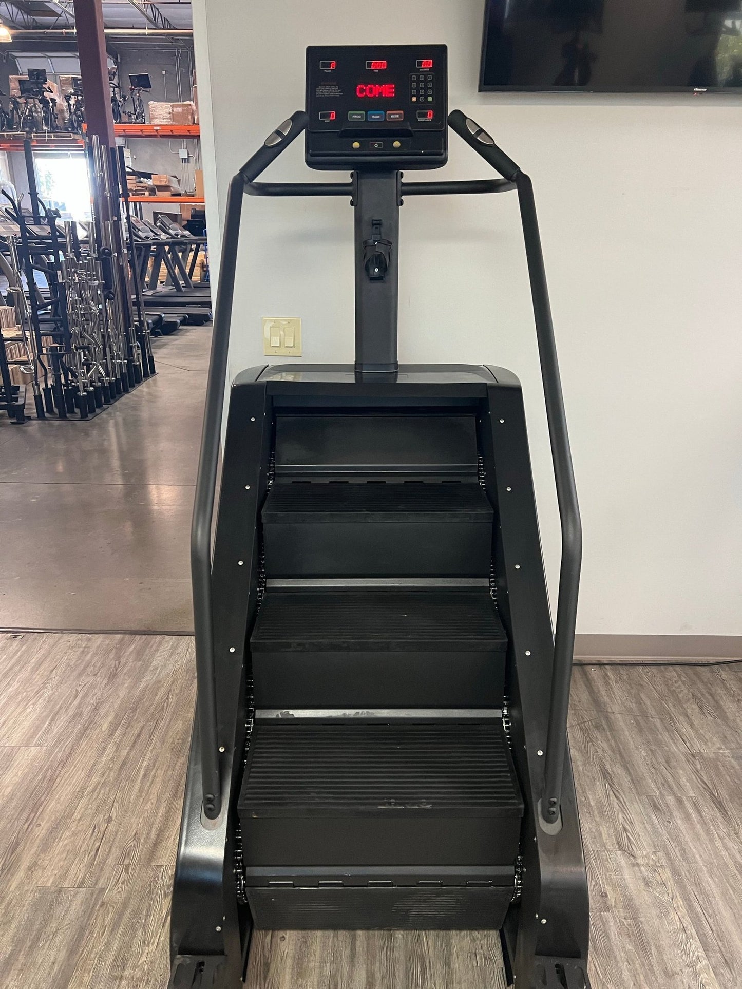 SFE Stepmill Pro (Stairmaster) w/ Revolving Steps and Performance Monitor (NEW)