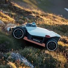 MAMMOTION LUBA 3 AWD 5000 Robot Lawn Mower | Multi-zone & No-go-zone Management | Climb Up To 80%(38°) Slope