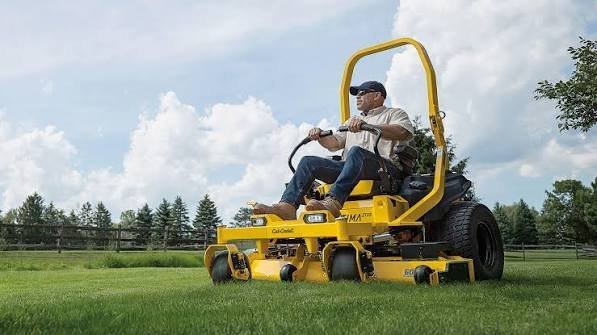 Cub Cadet Ultima ZTX5 60 Zero-Turn Mower