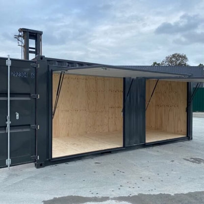 20′ new build, with two large awnings in the side wall, custom paint job, insulated ceiling, power and plywood lining.